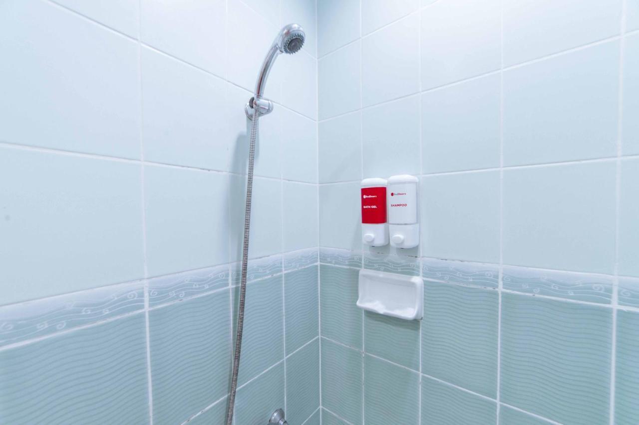 מלון Davao City Reddoorz Premium @ The Ritz Garden Oases מראה חיצוני תמונה