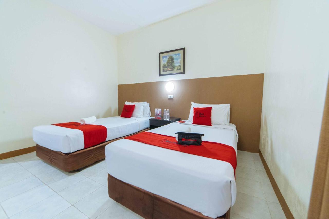 מלון Davao City Reddoorz Premium @ The Ritz Garden Oases מראה חיצוני תמונה