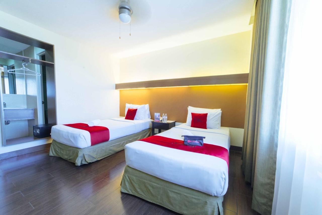 מלון Davao City Reddoorz Premium @ The Ritz Garden Oases מראה חיצוני תמונה