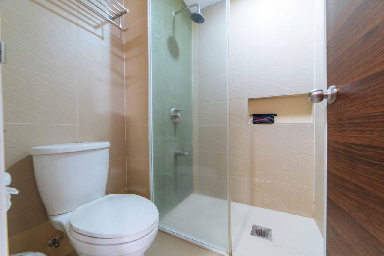 מלון Davao City Reddoorz Premium @ The Ritz Garden Oases מראה חיצוני תמונה