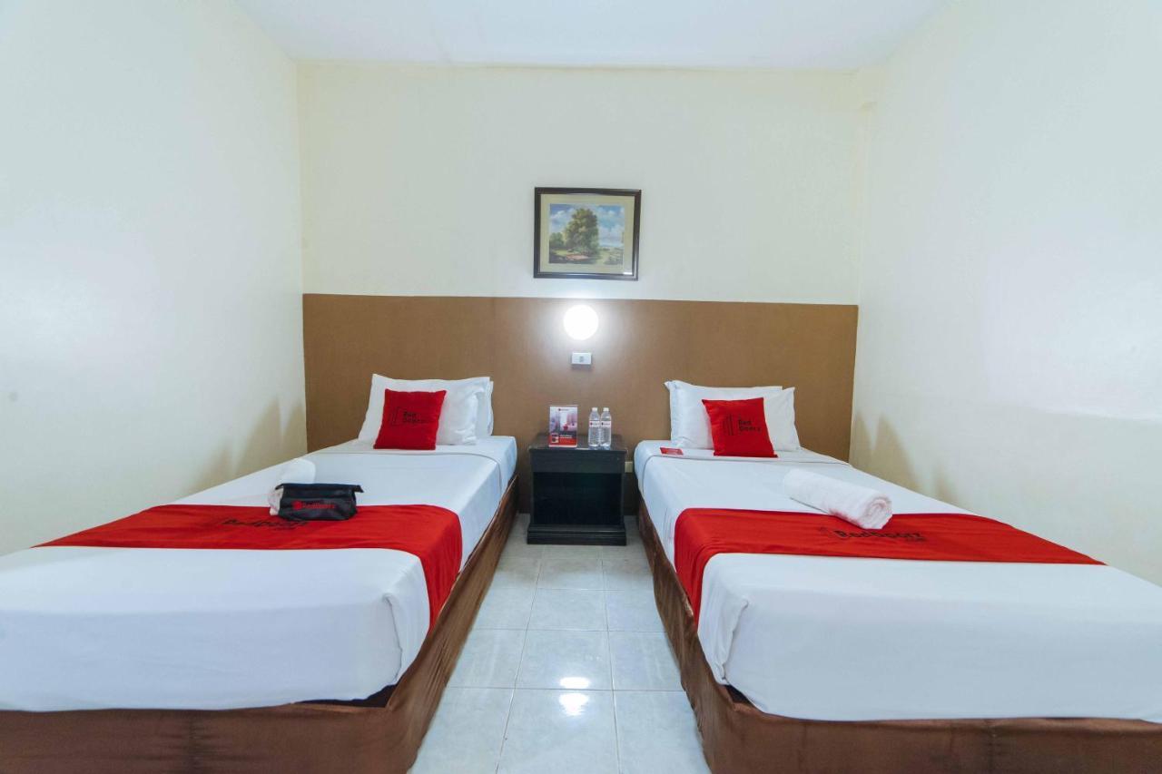 מלון Davao City Reddoorz Premium @ The Ritz Garden Oases מראה חיצוני תמונה