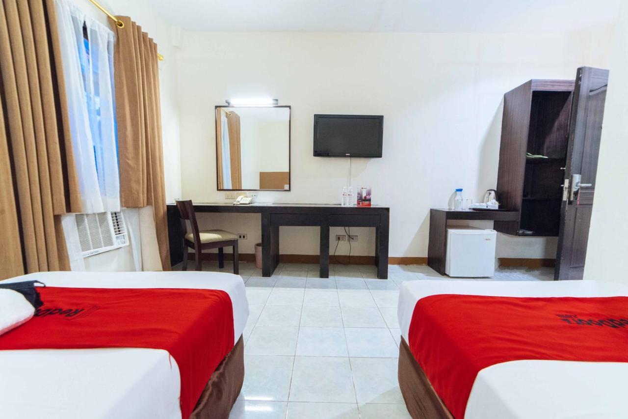 מלון Davao City Reddoorz Premium @ The Ritz Garden Oases מראה חיצוני תמונה
