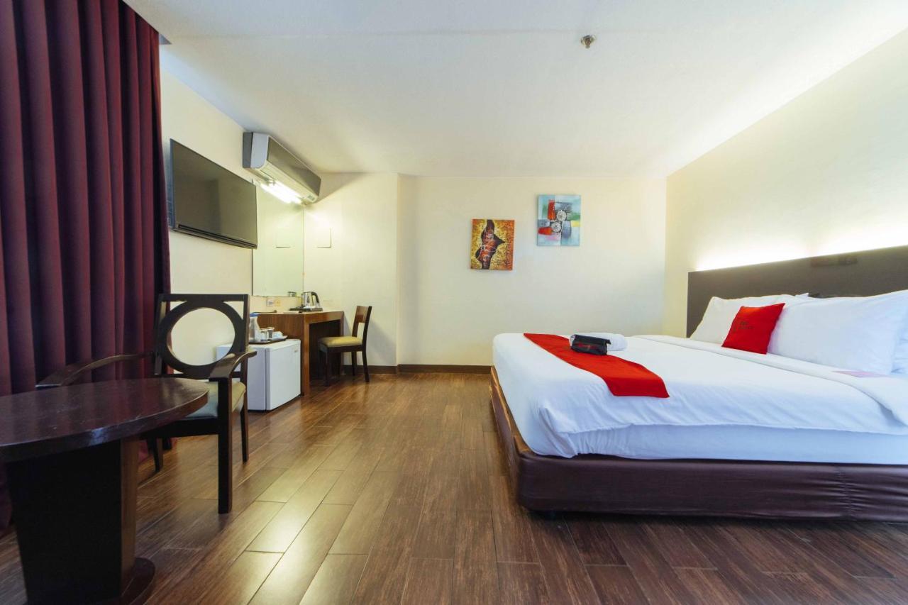 מלון Davao City Reddoorz Premium @ The Ritz Garden Oases מראה חיצוני תמונה