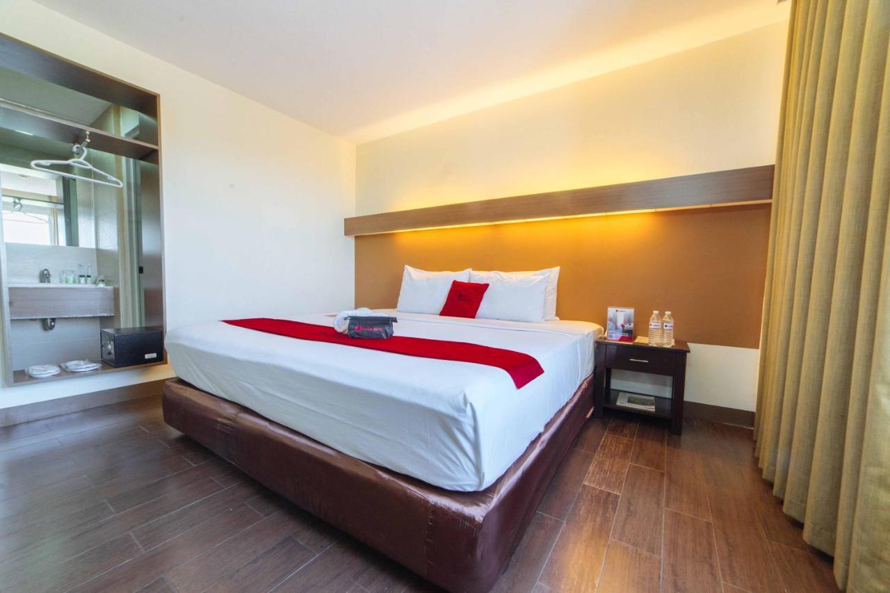 מלון Davao City Reddoorz Premium @ The Ritz Garden Oases מראה חיצוני תמונה