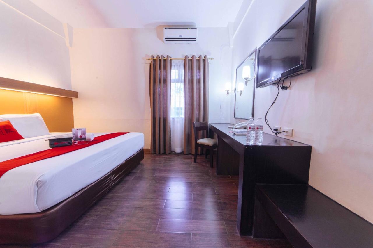 מלון Davao City Reddoorz Premium @ The Ritz Garden Oases מראה חיצוני תמונה