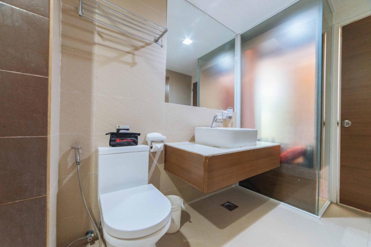 מלון Davao City Reddoorz Premium @ The Ritz Garden Oases מראה חיצוני תמונה
